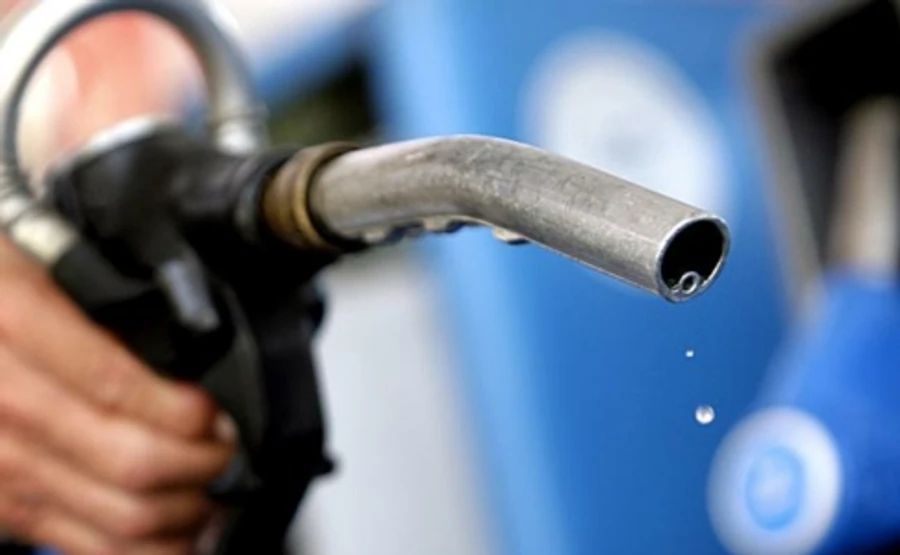 Подпольный НПЗ и сеть АЗС с некачественным топливом накрыли в Кривом Роге