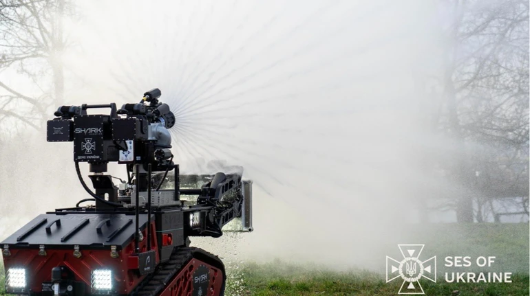 France provides Ukraine with 40 Colossus firefighting robots used in Notre-Dame response – photos, video