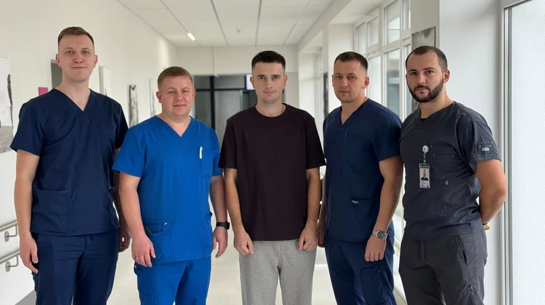 У Львові лікарі врятували чоловіка з рідкісною хворобою кишківника: вона зазвичай виникає в немовлят