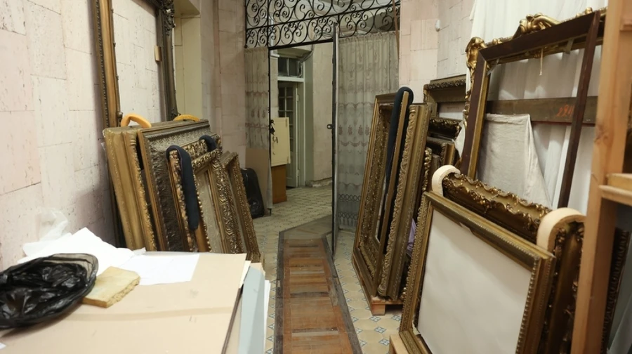 Over 10,000 items stolen from Kherson art museum by Russian-backed authorities in 2022, two suspects named