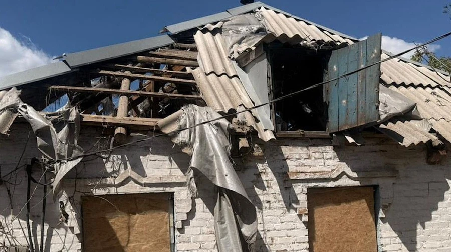 Армія РФ вдарила дронами по Нікопольщині: поранені шестеро людей, серед них жінка та її двоє дітей