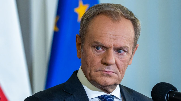 Туск хоче чітких сигналів від України щодо скандалу з героями УПА