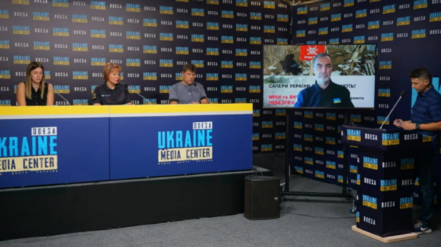 Discussion around the opening of beaches: mine danger is still high in Odesa Oblast