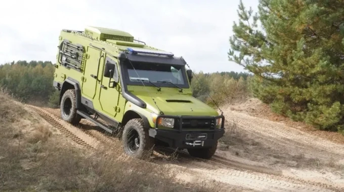 Міноборони дозволило використання у ЗСУ евакуаційного бронеавтомобіля Джура-ЕВАК