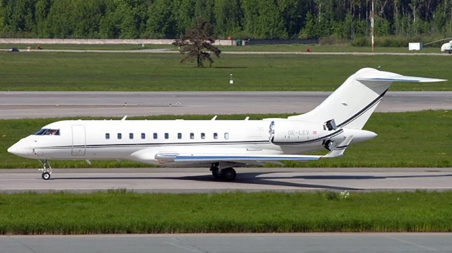 Российские олигархи вывозят имущество в Дубай – источники УП