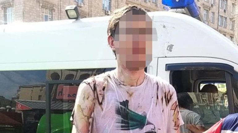 Під час урочистостей в центрі Києва чоловік підпалив себе