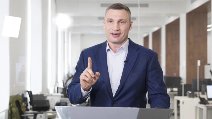 Ресторанам и кинотеатрам столицы разрешили работать после 22.00