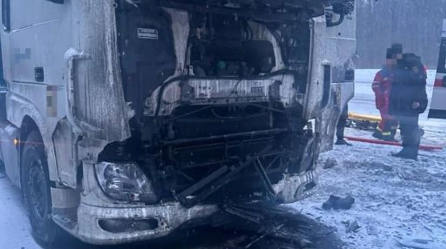 Russians attack lorries in Kharkiv Oblast