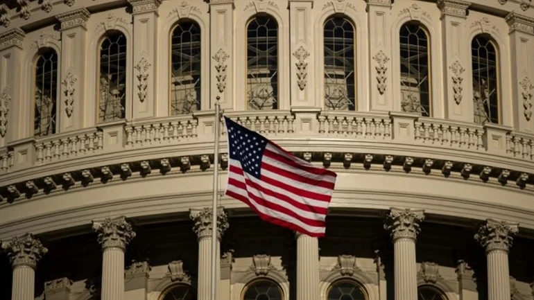 Пора поставити Трампа в незручне становище: у Конгресі США готують законопроєкт щодо російської нафти