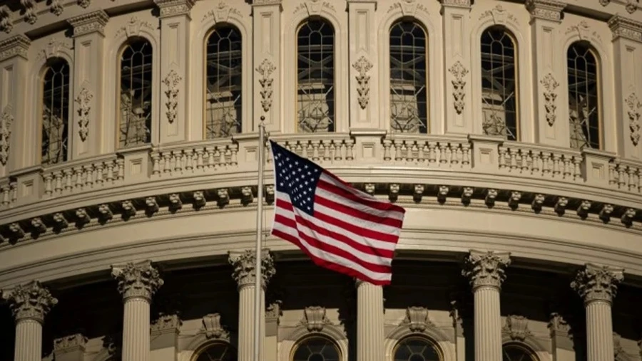 Пора поставить Трампа в неловкое положение: в Конгрессе США готовят законопроект о российской нефти