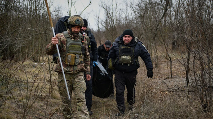 Грибник разом з грибами вирішив забрати додому частину снаряду і загинув від вибуху 