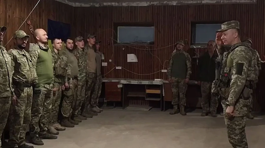 ЗСУ під Бахмутом наступають уже 3 дні, ворог в ступорі − Сирський