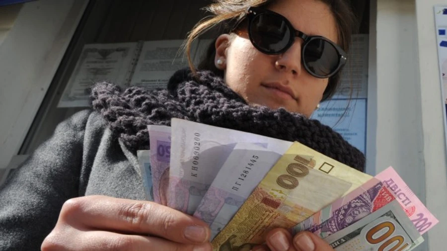 В правительстве рассказали, на что в основном тратят тысячу Зеленского