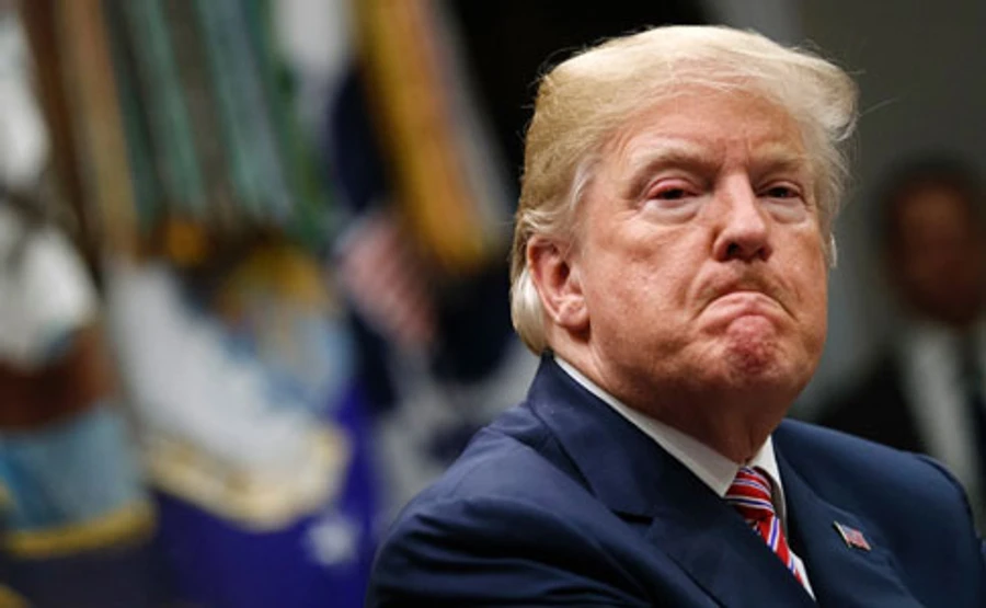 Белый дом обнародовал документы о блокировке военной помощи Украине