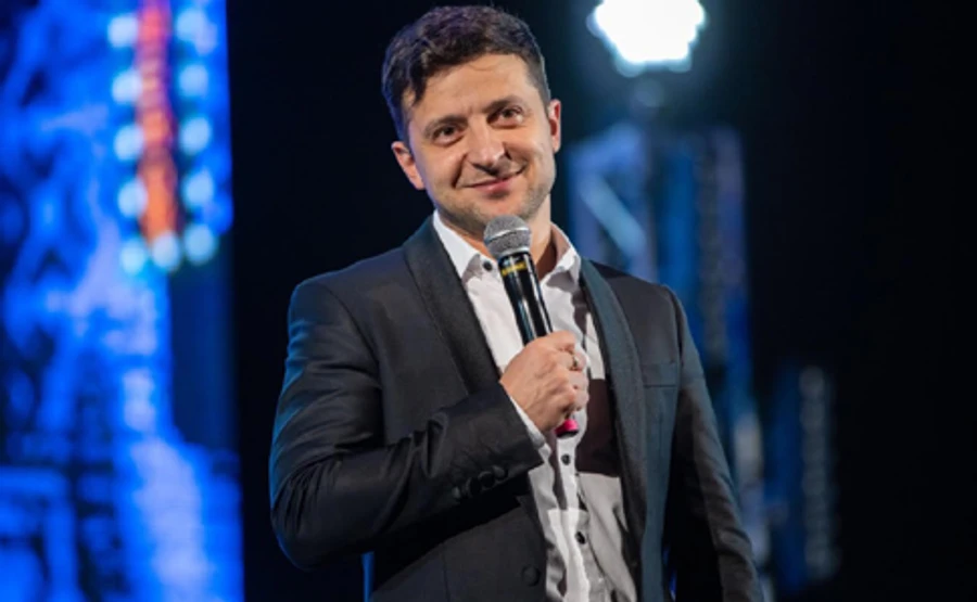 Канал Коломойского оправдал шоу Зеленского в день тишины: он там актер, а не кандидат