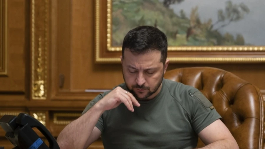 Зеленський поговорив з Алієвим про катастрофу літака