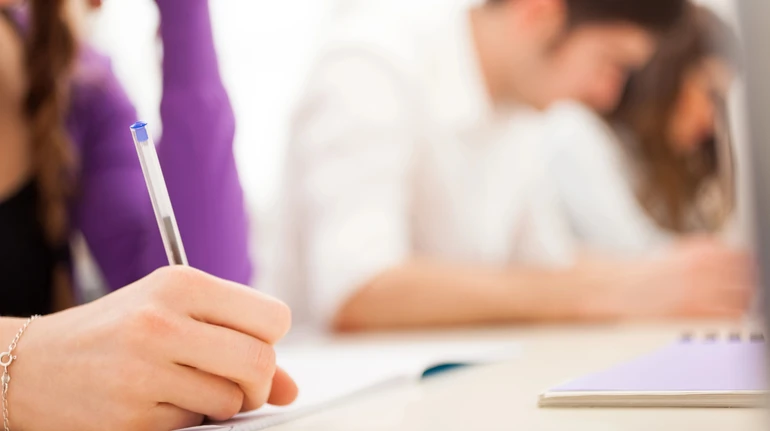 НМТ-2026: скільки учасників зареєструвалися та які предмети обирали найчастіше