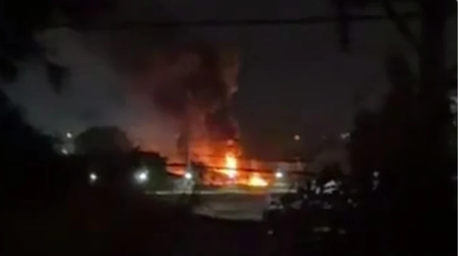 Ukraine hits export terminal in Rostov Oblast and Russian oil facilities – video
