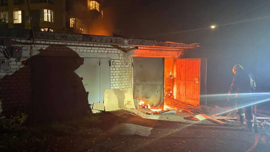 Russian drones hit warehouses and garages in Kyiv: one killed and 21 injured in one day – photos