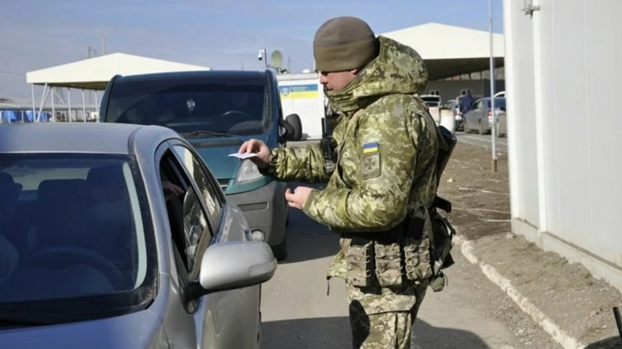 Пограничники не учитывают приложение Резерв+ при пересечении границы