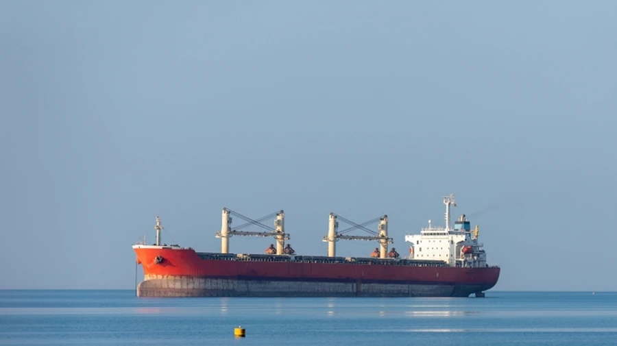 Polish PM says Russian shadow fleet tanker conducted suspicious manoeuvres near Poland-Sweden power cable