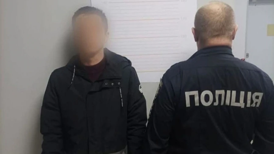 Хакер за 1000 грн продавав місця в е-черзі сервісних центрів МВС: справу розгляне суд