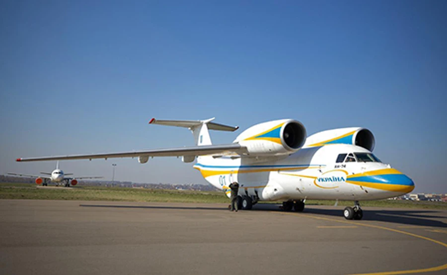 20 украинских врачей вылетели в Италию