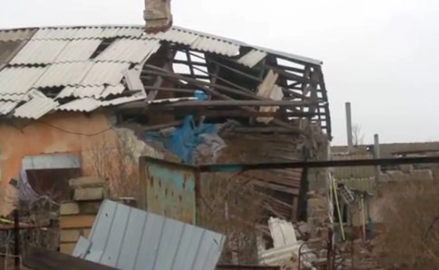 Бійці: Бойовики працюють по нас з танка зі злітної смуги ДАП