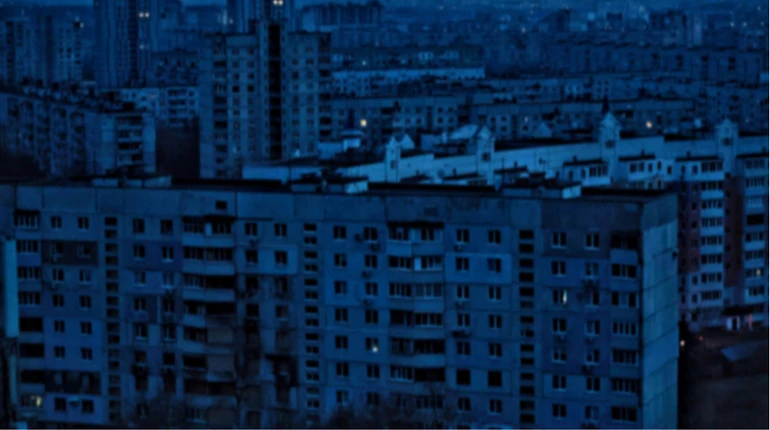 Правый берег Киева вернулся к графикам отключений света