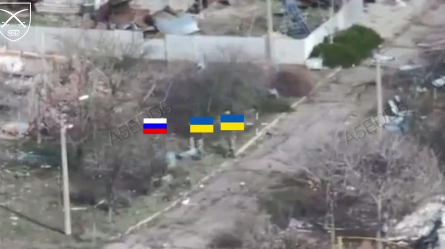 За допомогою FPV-дронів з російського полону урятували двох бійців