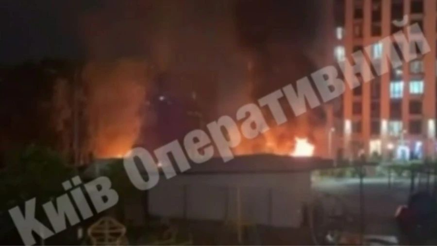 В Киеве российский беспилотник попал в жилой дом: один человек погиб, 11 пострадали