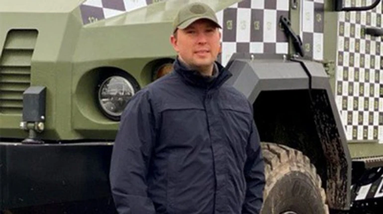 Хованки від ракет, російські шпигуни і багато української зброї. Інтерв'ю з директором Української бронетехніки Бельбасом