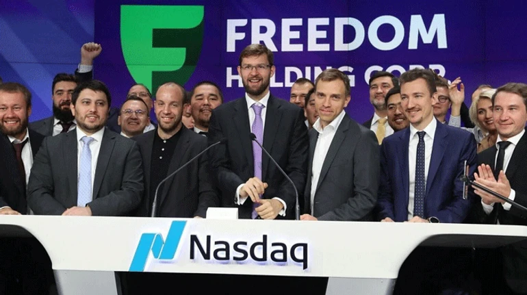 Держава заблокувала мільярди гривень клієнтів Фрідом фінанса. Чи отримають українці гроші?