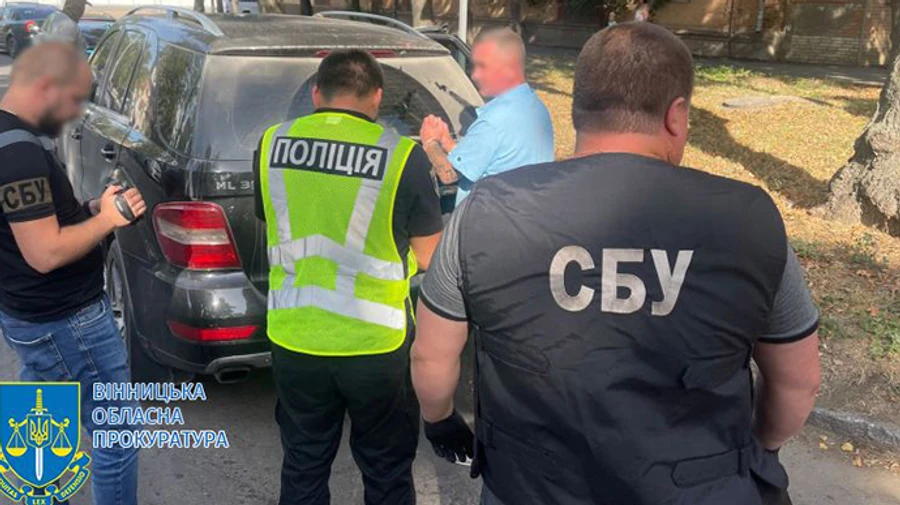 В Виннице схватили с поличным врача, который продал более 200 справок уклонистам