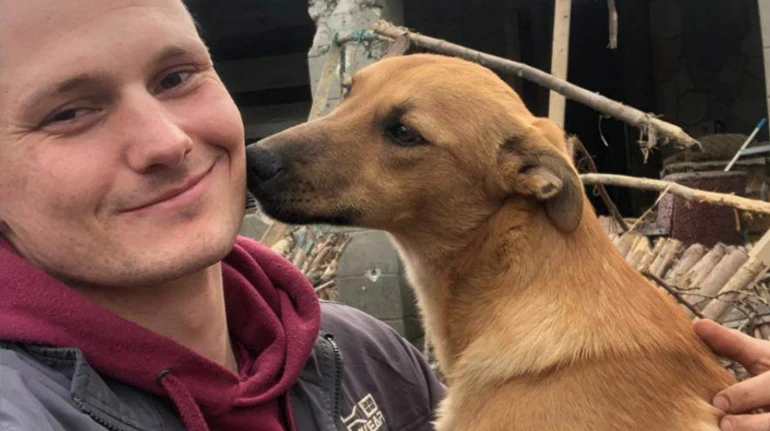 Спас от обстрелов 150 человек. История борьбы волонтера с Лисичанска за жизни украинцев