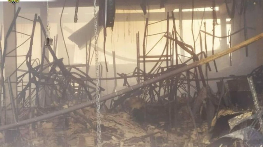 Fire occurs in shopping centre in Kherson due to Russian attack