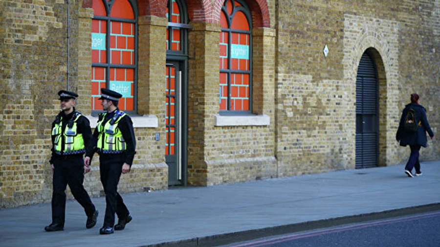 Попереду важка зима: Лондон посилює коронавірусні обмеження