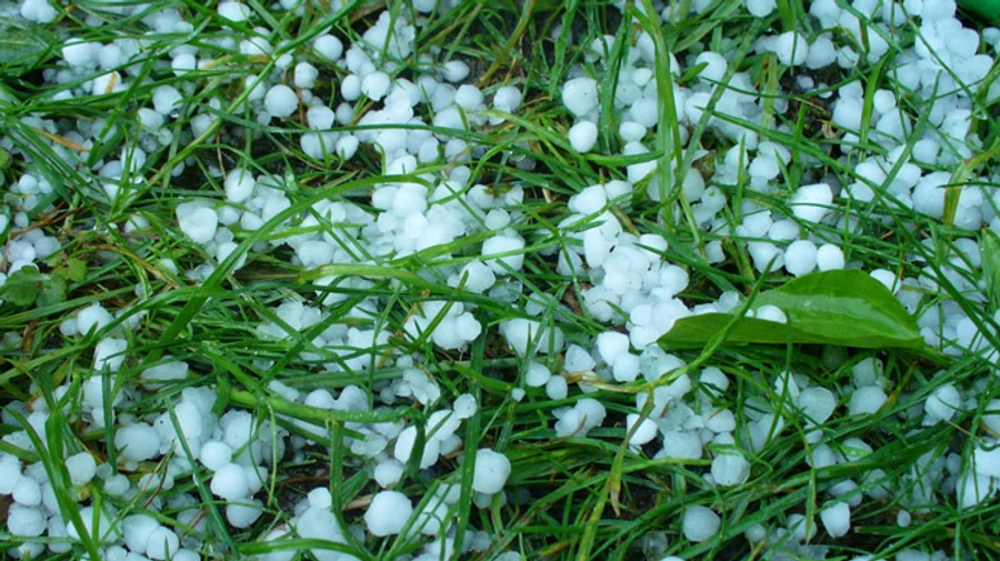 Украину накроют грозы с градом