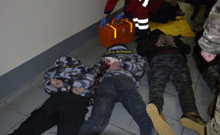 Нападникам на Жмеринську міськраду оголосили підозру у хуліганстві