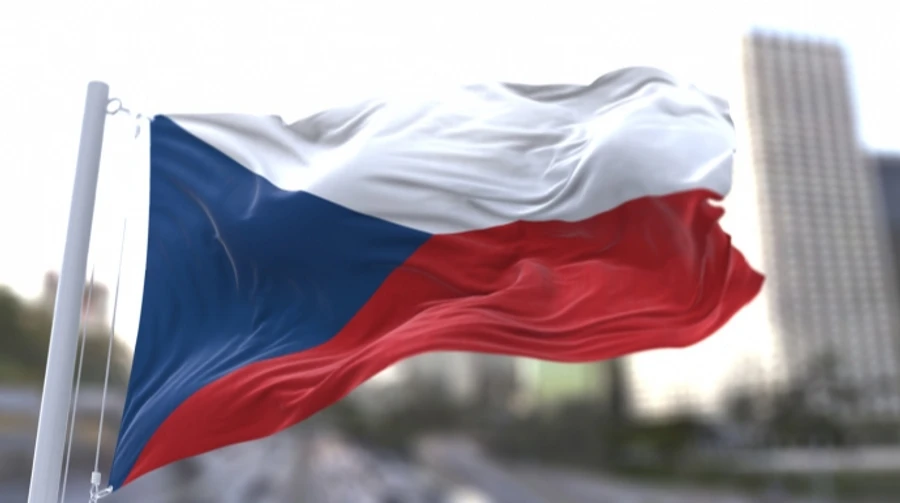 Російський дім у Празі вночі закидали коктейлями Молотова