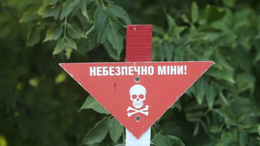 На Херсонщині через вибух російського дрона в руках загинув чоловік