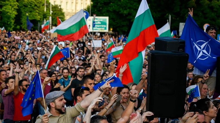 Кризис в пользу друзей РФ: что изменят для Болгарии досрочные парламентские выборы