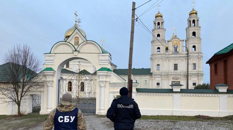 СБУ на рассвете наведалась к УПЦ МП в Хмельницкой области