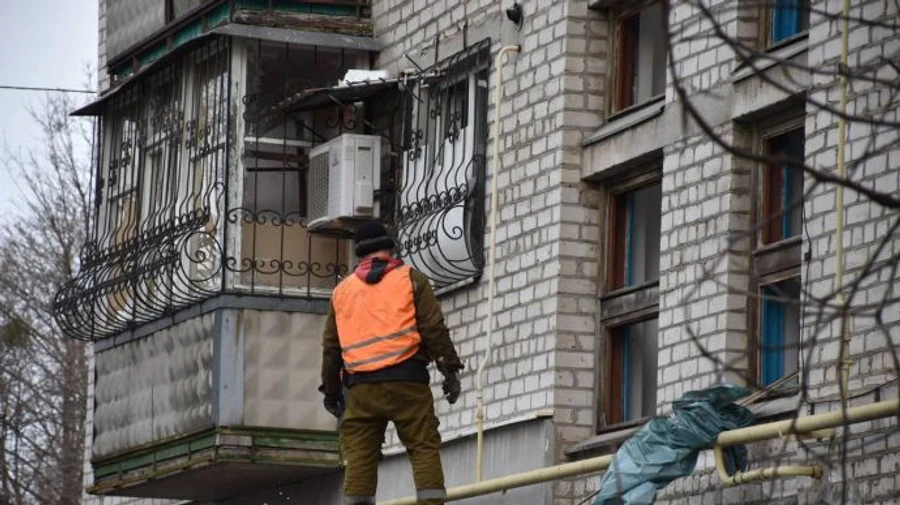 Russians attack Kramatorsk using S-300, hit educational facilities and apartment blocks