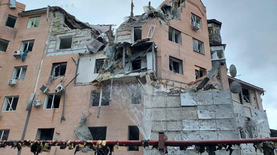 Россияне атаковали Запорожье Шахедами, а Николаев – ракетами С-300: есть разрушения и раненые 