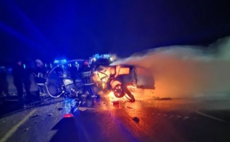 Двоє дорослих та одна дитина загинули в ДТП під Чернівцями