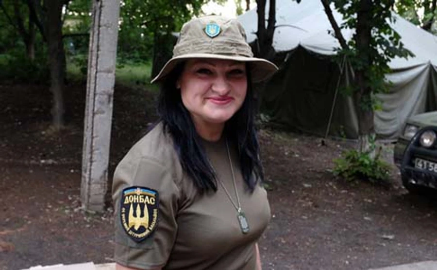 На Донбасі загинула відома кулеметниця з позивним Відьма