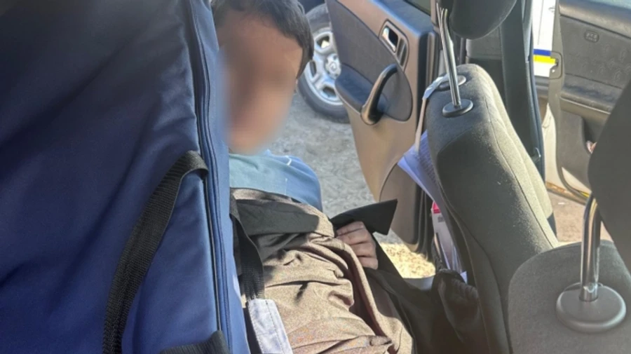 Чоловік заховався під рясою монаха УПЦ МП, щоб незаконно перетнути кордон