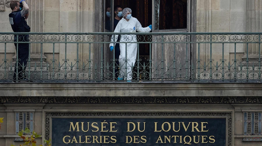 Французька прокуратура підтвердила нові затримання у справі про пограбування Лувру