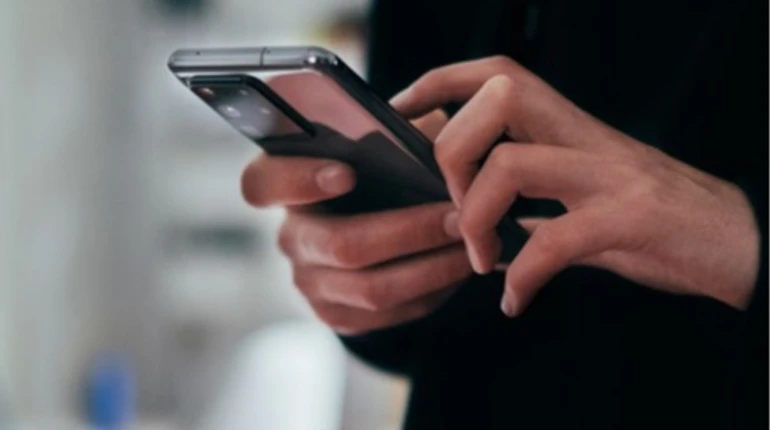 Індія пропонує змусити виробників смартфонів відкривати код